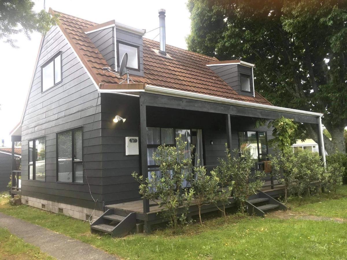Hirangi Cottage Turangi Exterior photo